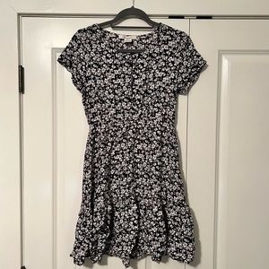 Passport Women's Floral Navy/White Dress - SIZE MEDIUM